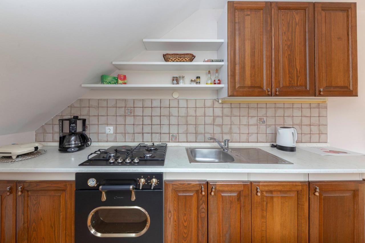 Apartma Metka Медводе Екстериор снимка
