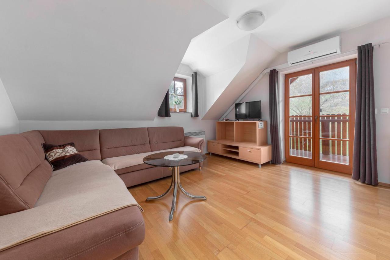 Apartma Metka Медводе Екстериор снимка